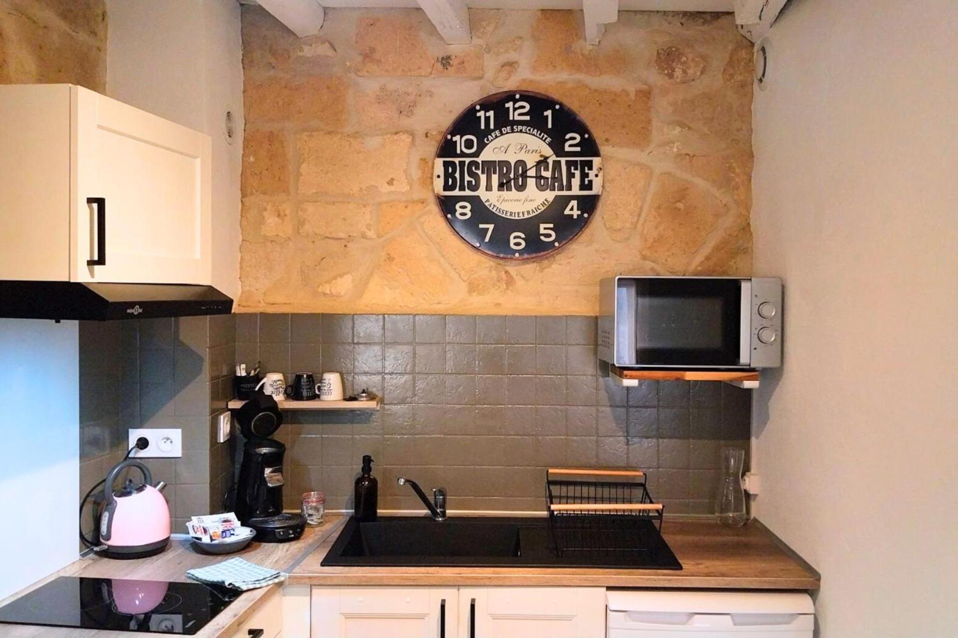 Immeuble 3 Apparts Centre Historique St Gilles Maisoncarreeconciergerie Сен-Жиль Экстерьер фото